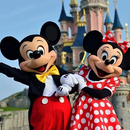 L'Olivier Centre Ville Parking Disneyland 4 Personnes Et 1 Bebe バイー・ロマンヴィリエ エクステリア 写真